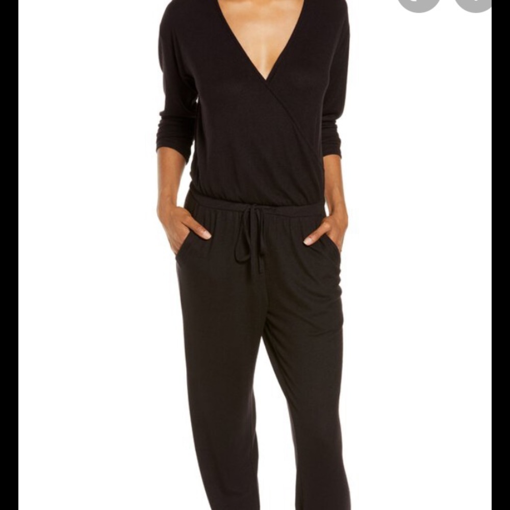 Worn once! BP jumpsuit from Nordstrom. Has a cute tie and pockets